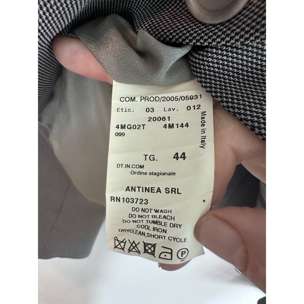 [FLAW] Armani Collezioni Womens Grey Blazer Size 44 / MEDIUM Structured Jacket - Picture 8 of 16